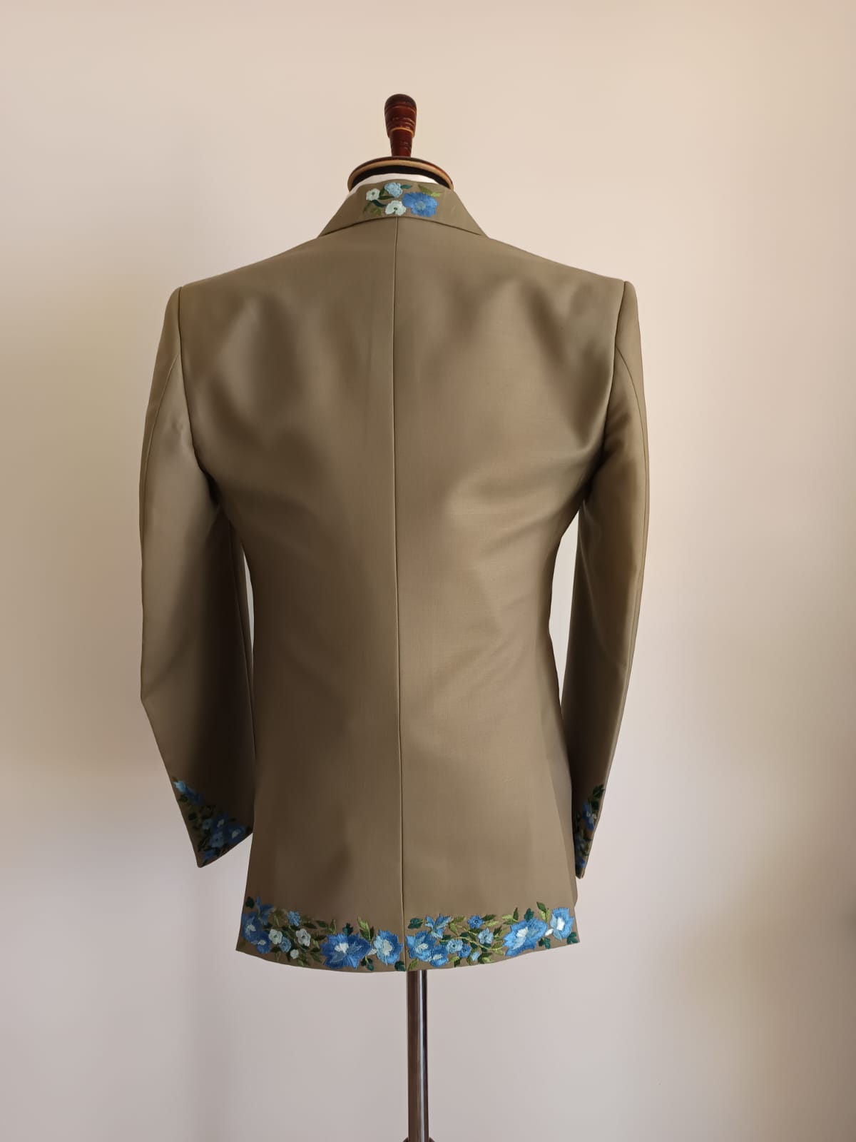 Hand Work Embroidery 3 Piece Suits, Designer Wedding, Dinner Party Wear Suits